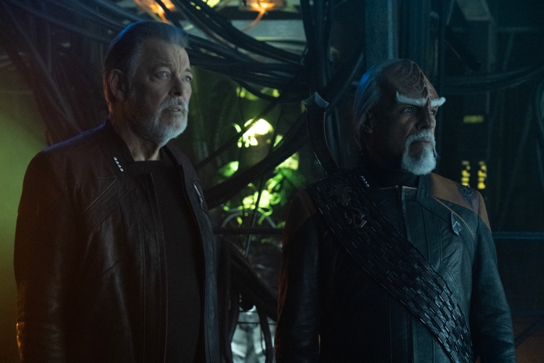 Jonathan Frakes comme Will Riker et Michael Dorn comme Worf dans "La dernière génération" Épisode 310, Star Trek : Picard sur Paramount+.  Crédit photo : Trae Patton/Paramount+.  ©2021 Viacom, International Inc. Tous droits réservés.