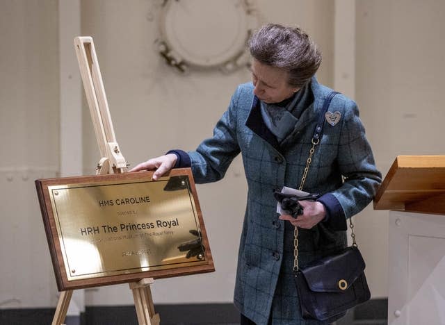 Visite de la princesse royale au HMS Caroline