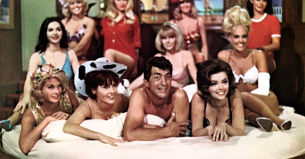 Pourquoi les livres d'espionnage de Matt Helm sont devenus des films de Dean Martin à la Austin Powers
