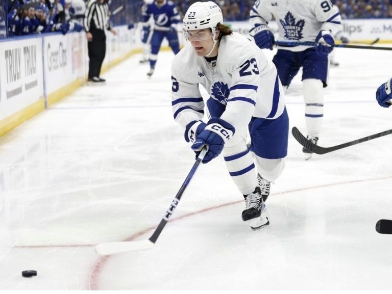 Knies restera dans l’alignement des Maple Leafs pour le match 5, décision de venir sur Bunting: Keefe