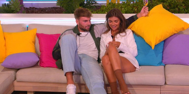 Tom Clare de Love Island confirme sa séparation d'avec Samie Elishi

