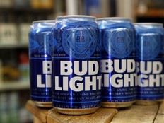 L'exécutif de Bud Light prend congé après des appels au boycott, selon des rapports