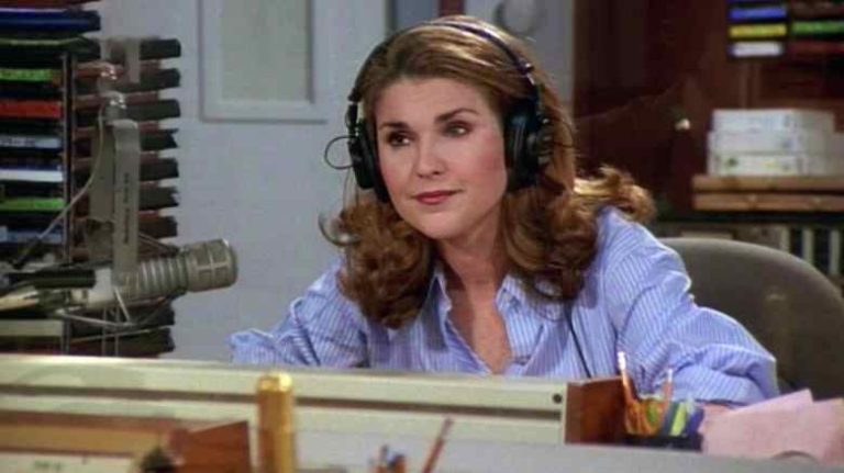 Peri Gilpin as Roz in "Frasier"