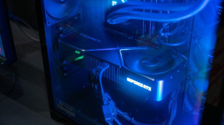 Les nouveaux ordinateurs de bureau de jeu de CyberPowerPC ont des GPU RTX 4070