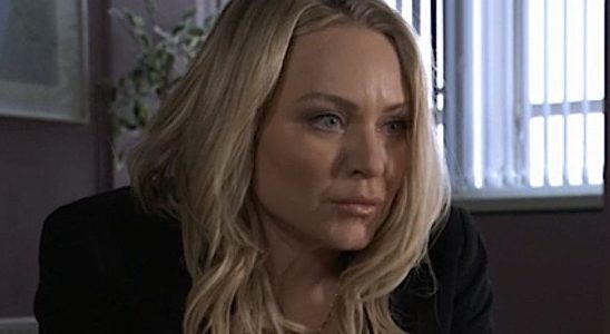 Rita Simons d'EastEnders répond au possible retour de Roxy Mitchell après une apparition surprise