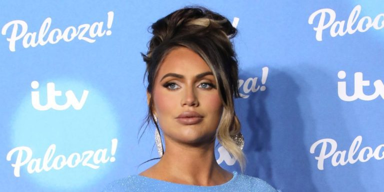 Amy Childs de TOWIE se fiance après avoir accueilli des jumeaux avec son partenaire

