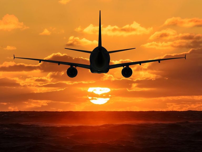 Un pilote d’Air Canada révèle ce qui se passe quand quelqu’un meurt dans un avion en plein vol