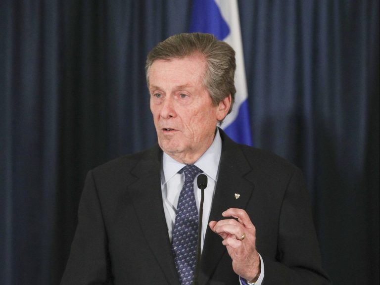 WARMINGTON: Un nouveau sondage montre que John Tory pourrait facilement reconquérir le poste de maire