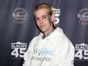 Aaron Carter arrive à la revue masculine Kings of Hustler à Las Vegas en février 2022.