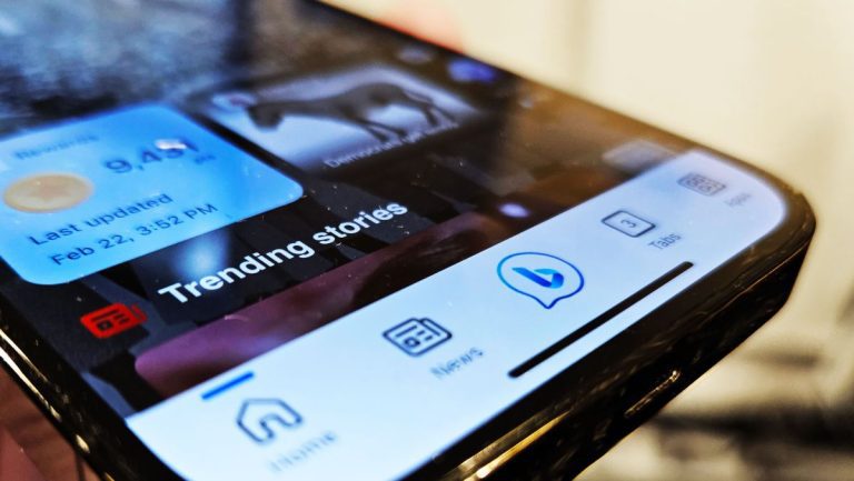 Alors que Bing apporte enfin ChaptGPT sur iPhone, voici 3 autres leçons que Microsoft peut enseigner à Apple