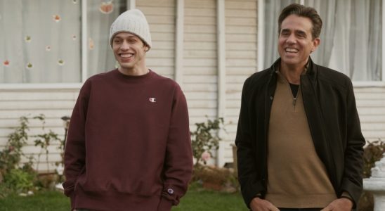 BUPKIS -- "Do As I Say, Not As I Do“ Episode 102 -- Pictured: (l-r) Pete Davidson as Pete Davidson, Bobby Cannavale as Uncle Tommy -- (Photo by: Karolina Wojtasik/Peacock)