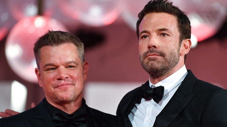 Ben Affleck dit que le script "Good Will Hunting" s'est vendu 600 000 $, mais "Nous étions fauchés en six mois" : "Je pensais que nous étions riches pour la vie"
	
	
