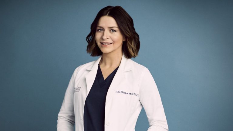 Caterina Scorsone as Amelia Shepherd for Grey