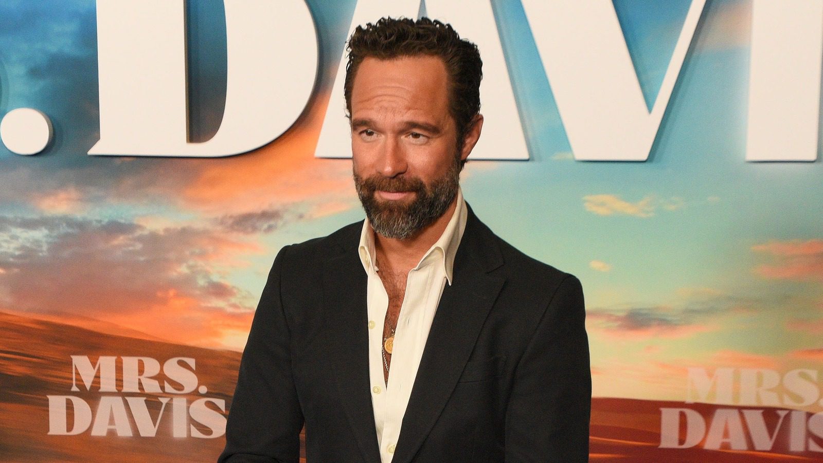 Chris Diamantopoulos veut jouer le nouveau gobelin vert de Marvel et je lui ai promis que j'écrirais cet article en le disant [Exclusive]
