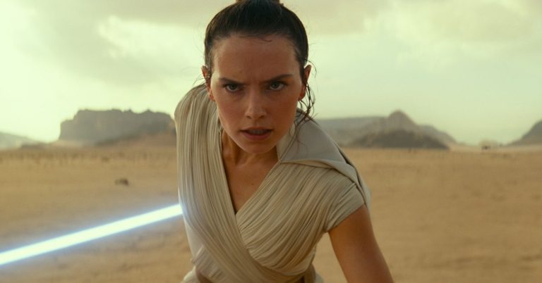 Daisy Ridley reviendra en tant que Rey dans le nouveau film Star Wars
