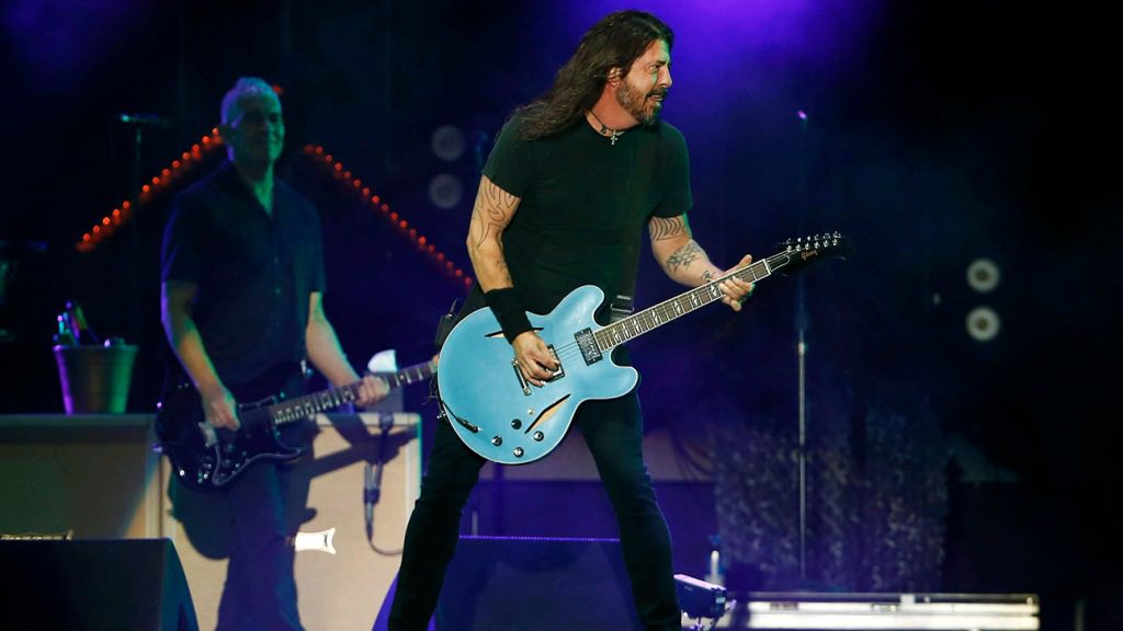 Foo Fighters fixe la date de sortie de son premier album depuis la mort de Taylor Hawkins
