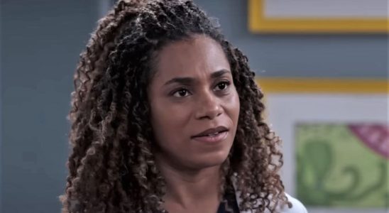 Kelly McCreary as Maggie Pierce on Grey