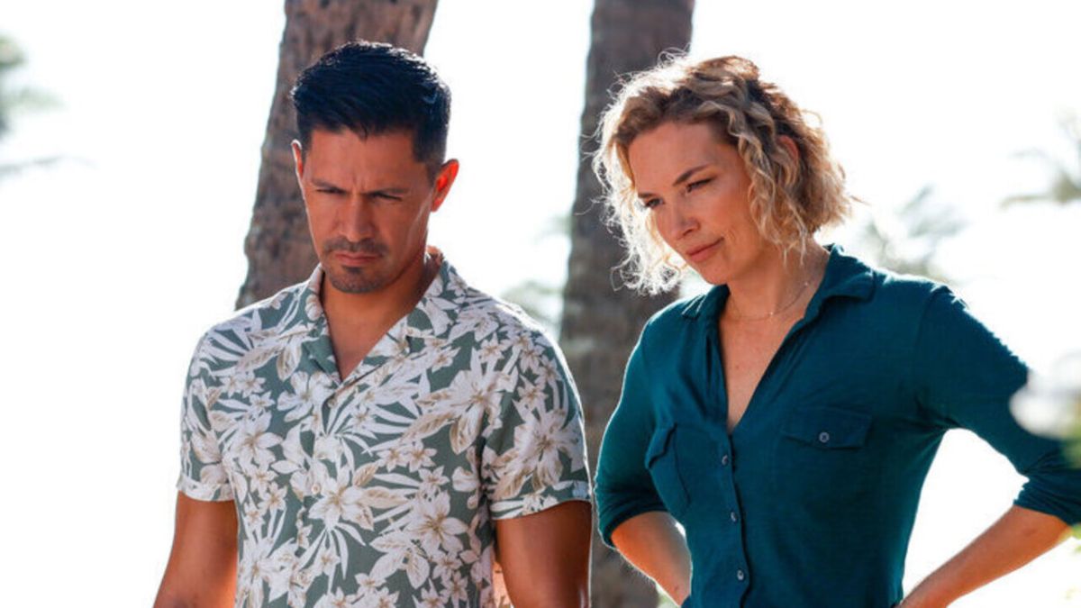 Jay Hernandez de Magnum PI nous a dit comment il pensait que son personnage réagirait aux hallucinations de Higgins
