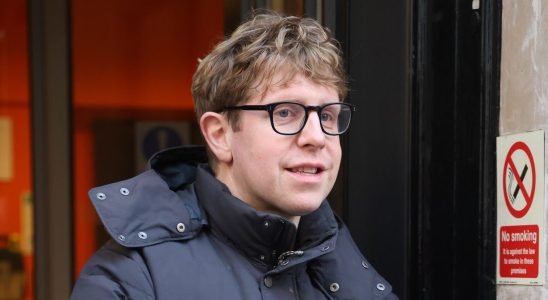 Josh Widdicombe de The Last Leg parle des antidépresseurs pour lutter contre "l'énorme stigmatisation"