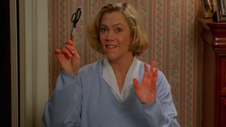 Kathleen Turner in "Serial Mom"