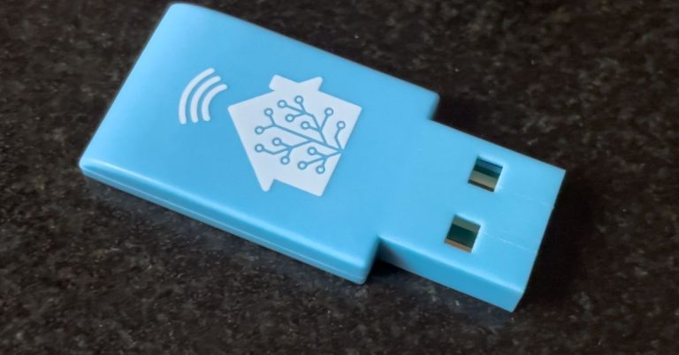 L’assistant domestique SkyConnect est une combinaison de dongle Zigbee et Thread pour un meilleur contrôle de la maison intelligente