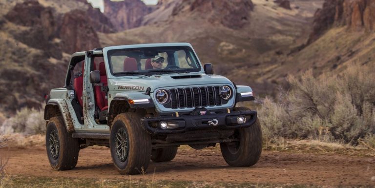 Le Jeep Wrangler 2024 risque tout avec une calandre modifiée