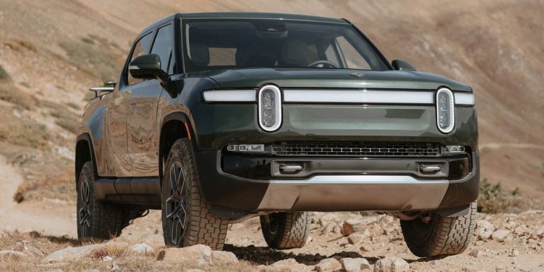 Le PDG de Rivian laisse entendre que les futurs R2 et R3 seront plus petits et moins chers