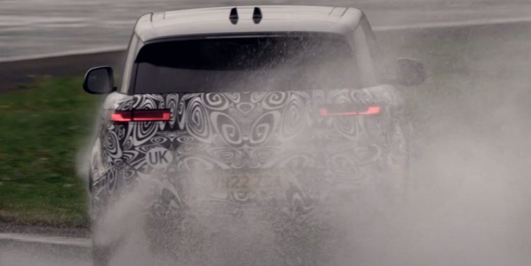 Le Range Rover Sport SV 2024 fait le clown avant ses débuts le 31 mai