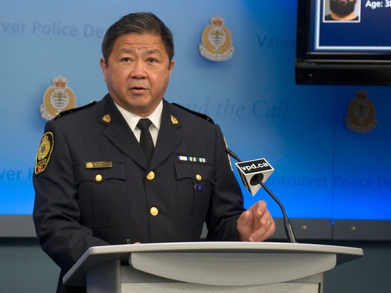 Le chef adjoint de la police de Vancouver «consterné» par les critiques en ligne à la suite d’un rassemblement pour les droits des trans