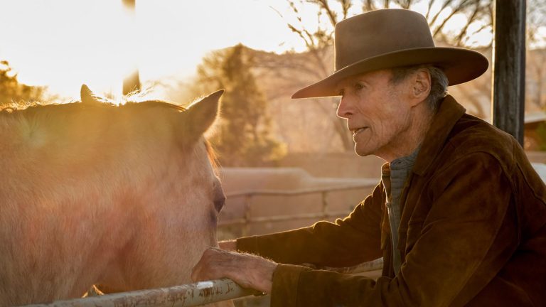 Le dernier film de Clint Eastwood pourrait être le juré n°2 avec Nicholas Hoult et Toni Collette
