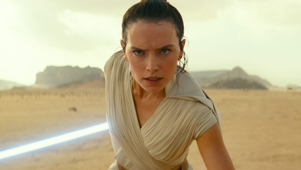 Le nouveau film 'Star Wars' de Daisy Ridley trouvera le 'Jedi en désordre' 15 ans après 'Rise of Skywalker', Luke Skywalker Force Ghost est à déterminer le plus populaire doit être lu
	
	
