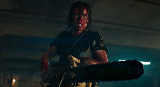 Le réalisateur d'Evil Dead Rise évoque la possibilité d'un film croisé en franchise : "Je ne serais pas choqué"