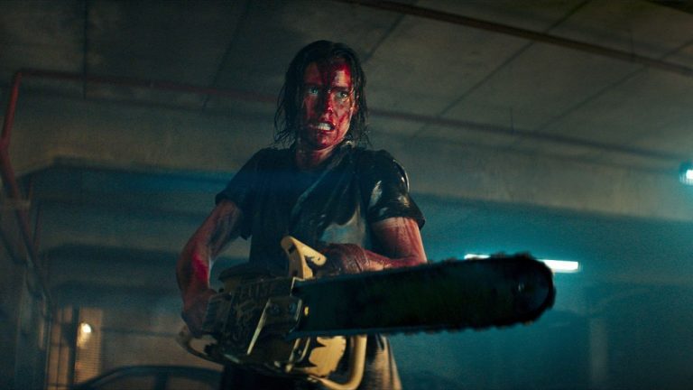 Le réalisateur et les stars d’Evil Dead Rise expliquent comment ils ont filmé cette fin gonzo et sanglante