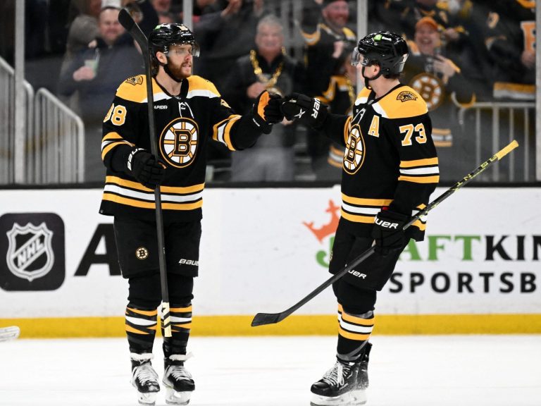 Les Bruins concluent le trophée des présidents avec une victoire sur les Blue Jackets