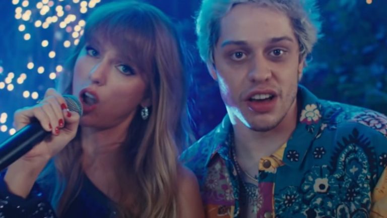 Taylor Swift and Pete Davidson on Saturday Night Live