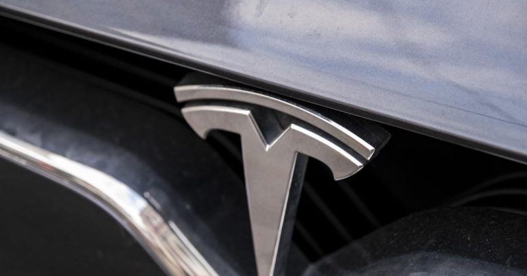 Les employés de Tesla auraient partagé des vidéos capturées par des caméras sur les voitures des clients