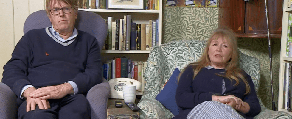 Les favoris de Gogglebox Giles et Mary taquinent un grand changement