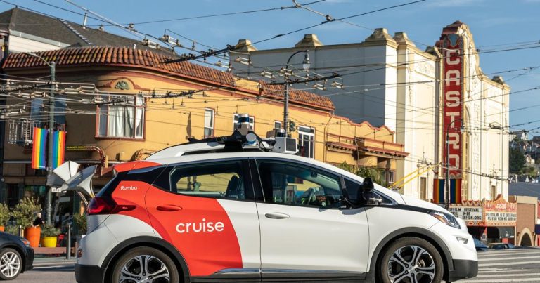 Les taxis autonomes de croisière fonctionnent désormais 24 heures sur 24 à San Francisco