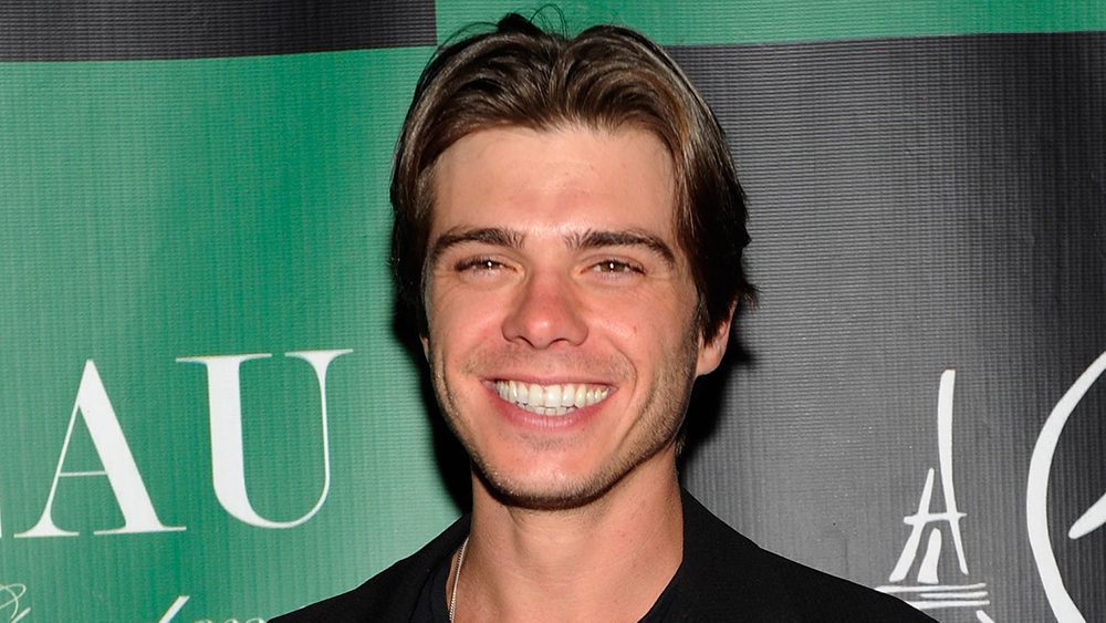 Matthew Lawrence : 