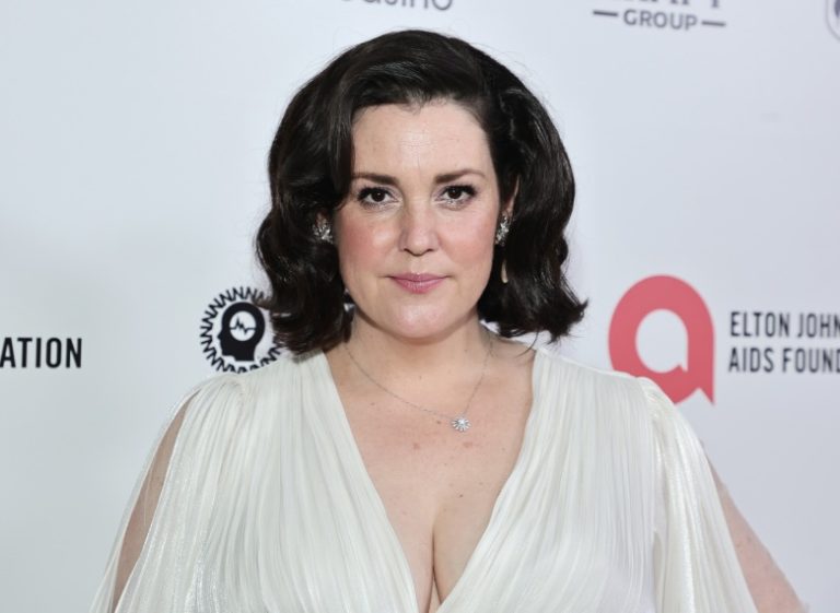 WEST HOLLYWOOD, CALIFORNIA - MARCH 12: Melanie Lynskey attends the Elton John AIDS Foundation's 31st Annual Academy Awards Viewing Party on March 12, 2023 in West Hollywood, California. (Photo by Jamie McCarthy/Getty Images for Elton John AIDS Foundation )