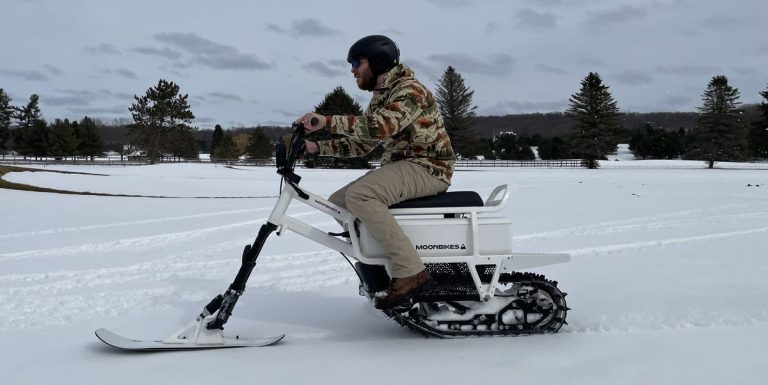 MoonBikes Electric Snowped est plus qu’un joli jouet d’hiver