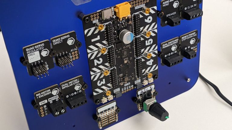 Pimoroni Stealthily annonce la plate-forme robotique modulaire RP2040 Yukon