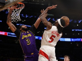 L'attaquant des Raptors Precious Achiuwa n'a pas le genre de saison qu'il aurait voulu avoir.