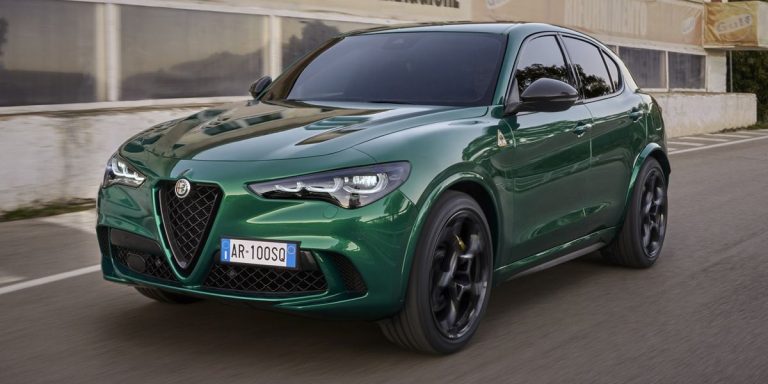 Revue, prix et spécifications de l’Alfa Romeo Stelvio Quadrifoglio 2024