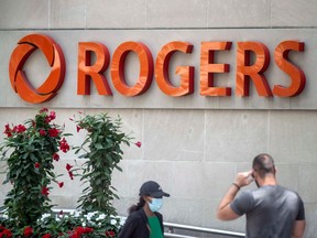 Rogers a annoncé un partenariat avec SpaceX pour offrir une couverture satellite-téléphone partout au Canada.