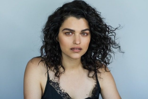 ‘The Night Agent’: Eve Harlow parle du rôle du tueur, du destin de l’assassin Ellen