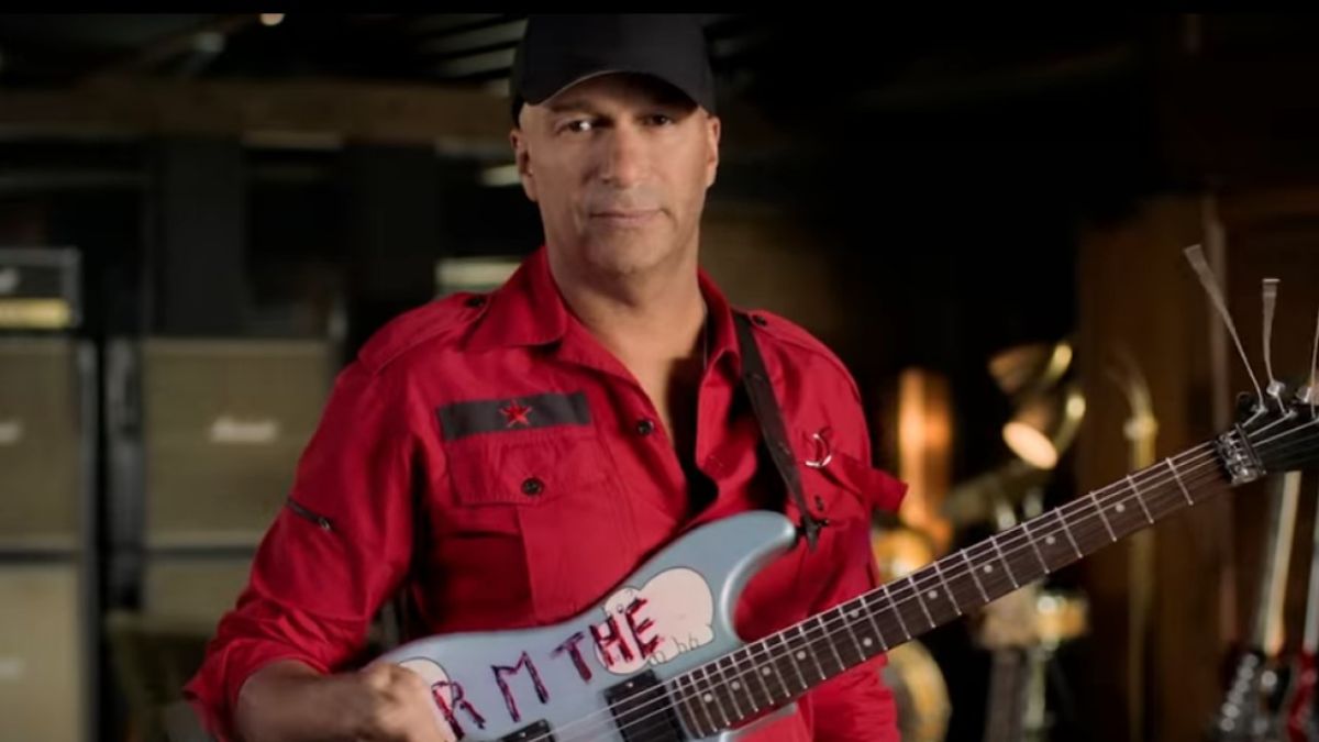 Tom Morello de Rage Against The Machine a utilisé une connexion Marvel pour décrocher son camée Donjons et Dragons
