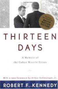 Treize jours;  a Memoir of the Cuban Missile Crisis Summary & Study Guide Description