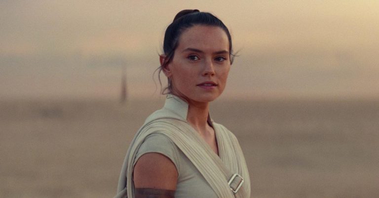 Trois nouveaux films Star Wars arrivent, dont un avec Daisy Ridley dans le rôle de Rey