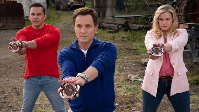 Un nouveau clip de l'émission spéciale Power Rangers Reunion de Netflix révèle comment l'équipe Morphin 'pour leurs pouvoirs revient
